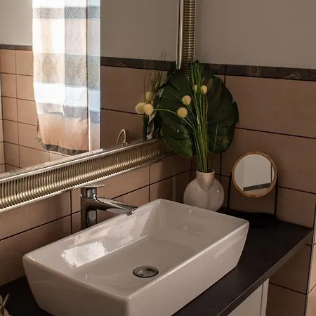 Sotlar With Pool Appartement *
