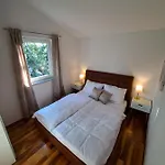 Lejlighed Sotlar With Pool