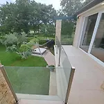 Sotlar With Pool Lejlighed *
