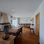Sotlar With Pool Lejlighed