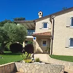 Sotlar With Pool