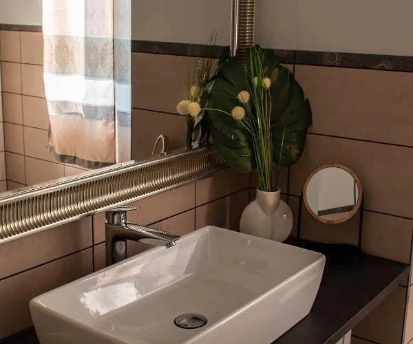 Sotlar With Pool Apartment *